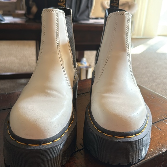 Dr.Marten Chelsea Platform Boots - Picture 3 of 4